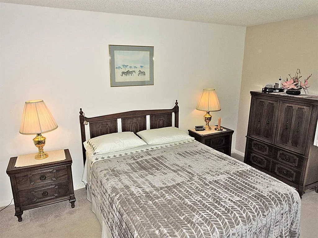 Photo of Unit D2 at 333 Pine Ridge Circle