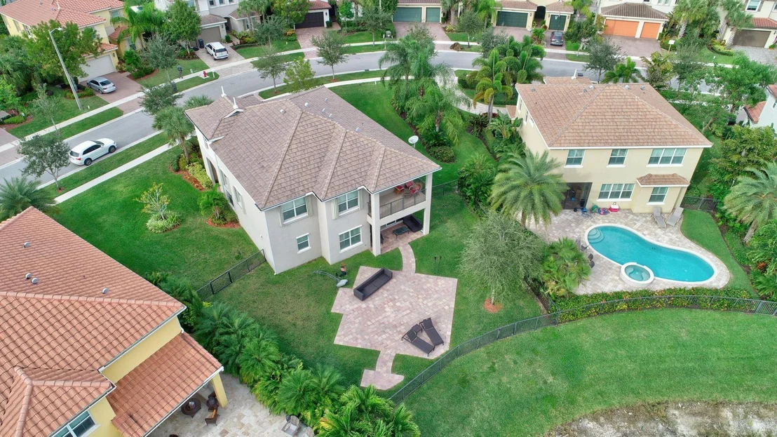 Photo of 9536 Phipps Lane