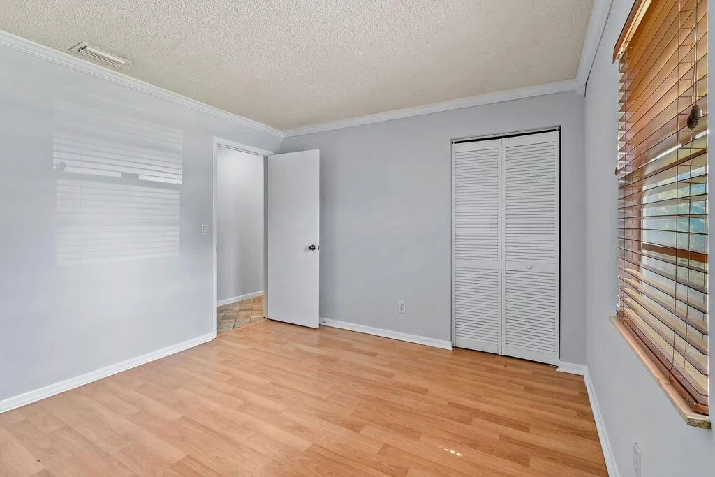 Photo of 5501 Palm Drive
