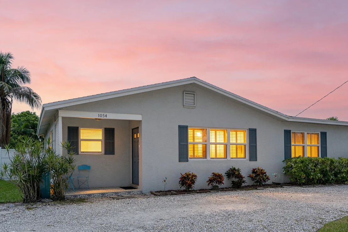 Photo of 1054 OLD BOYNTON Road
