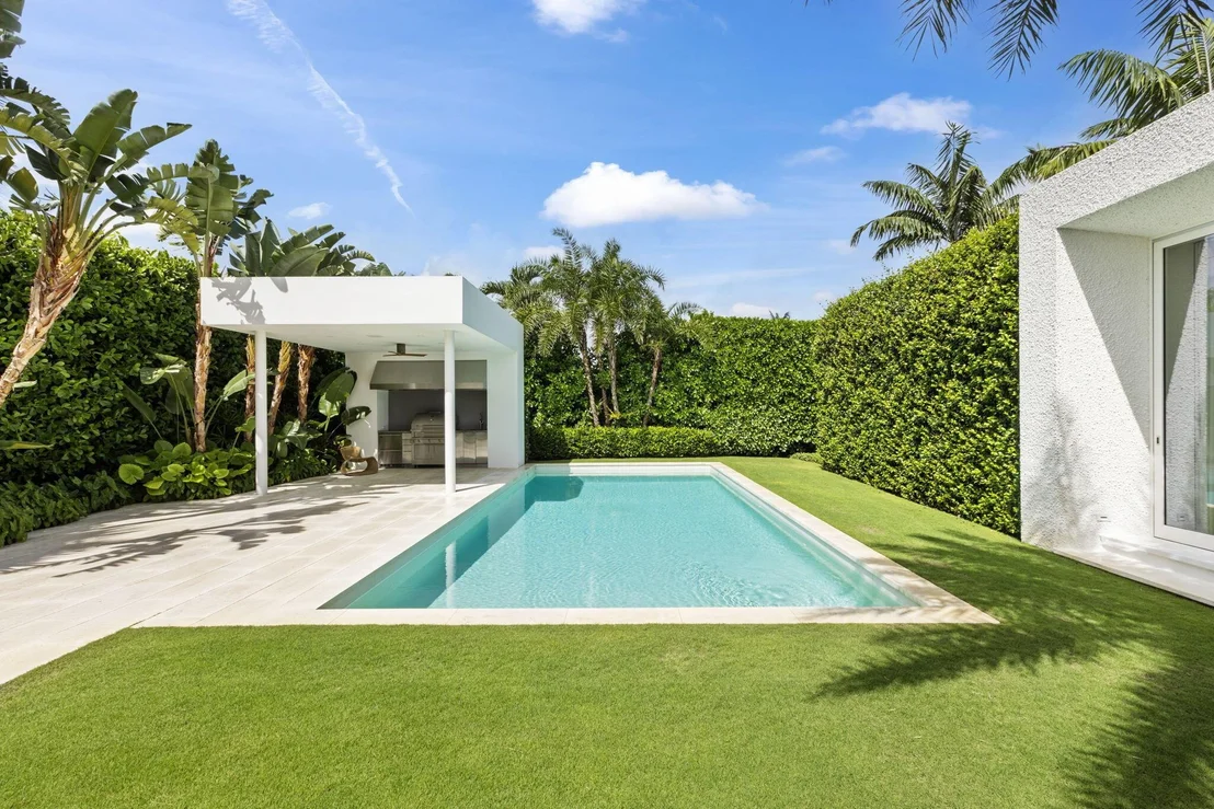 Photo of 200 Tradewind Drive