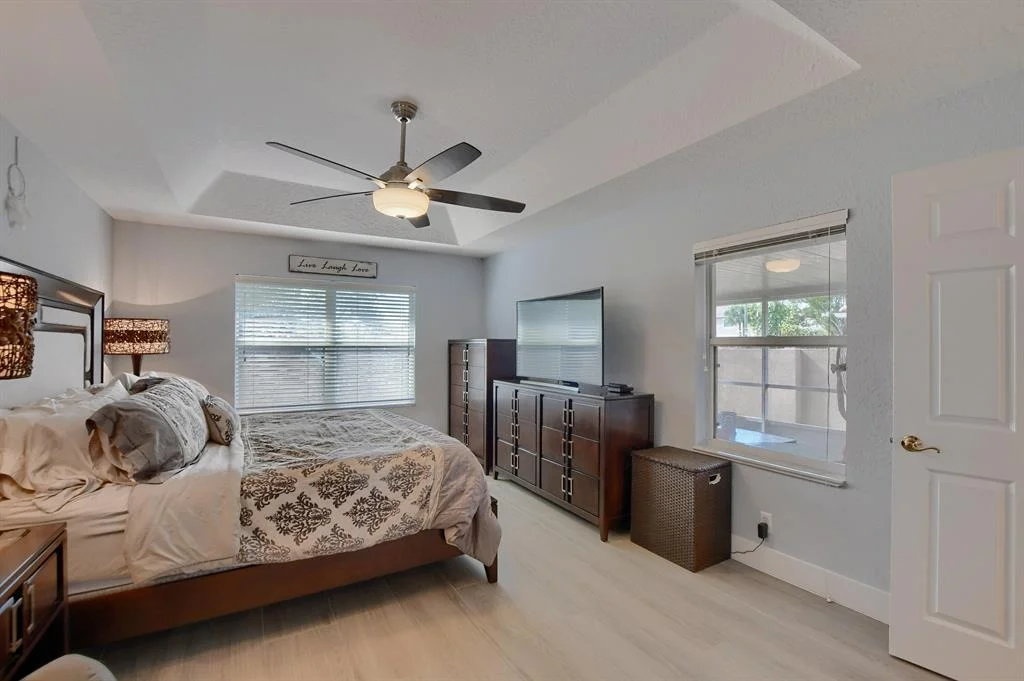 Photo of 5541 Grande Palm Circle