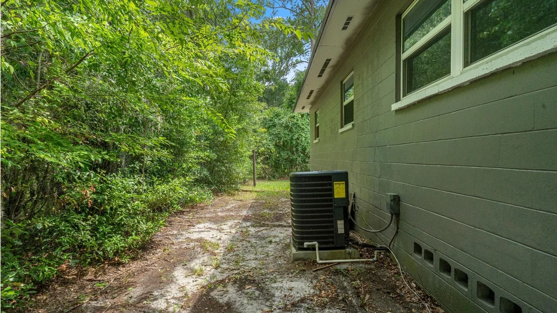 Photo of 1015 SE 10th Terrace