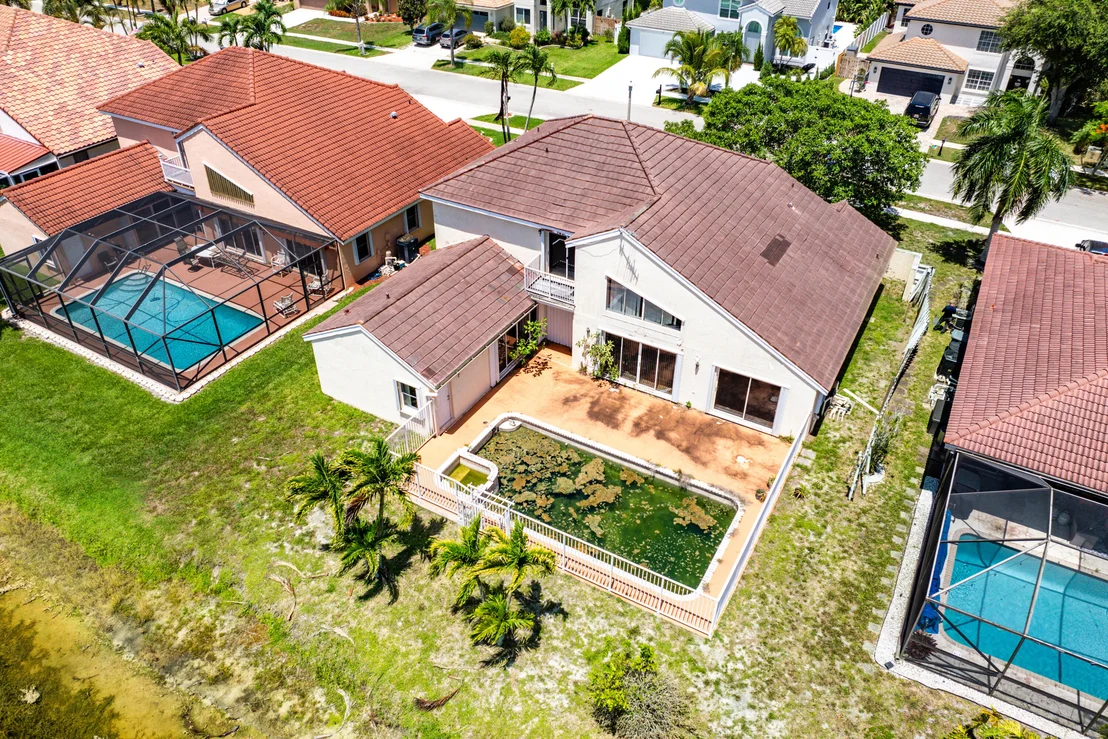 Photo of 8885 Spring Valley Drive