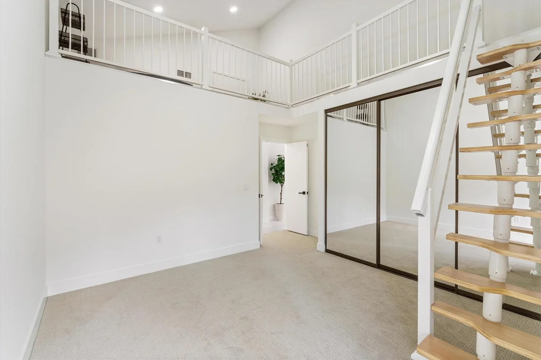 Photo of 105 Landward Drive