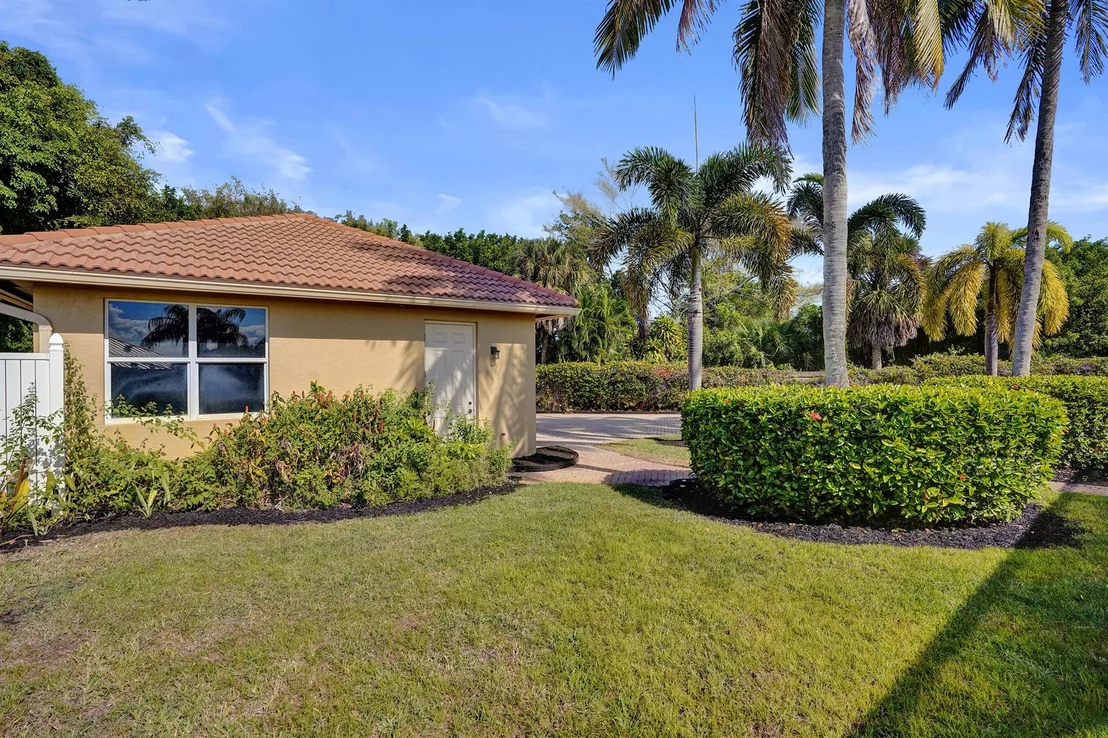 Photo of 603 N Cypress Drive