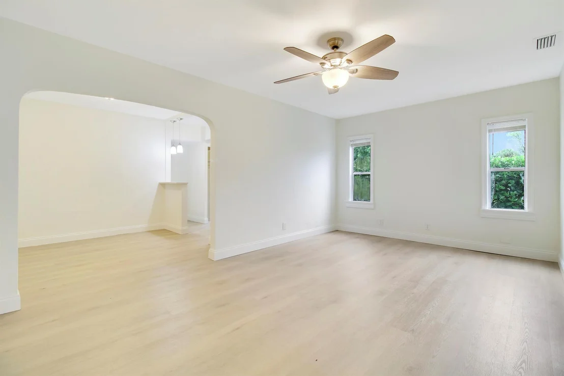 Photo of 848 Upland Road