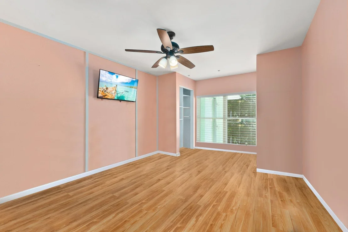 Photo of 1835 Flora Lane