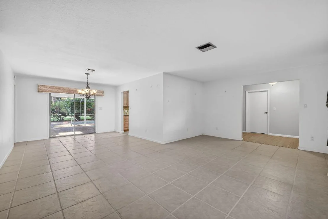 Photo of 1444 NW Spruce Ridge Drive