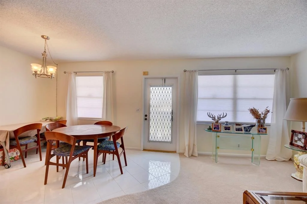 Photo of 3017 Exeter A