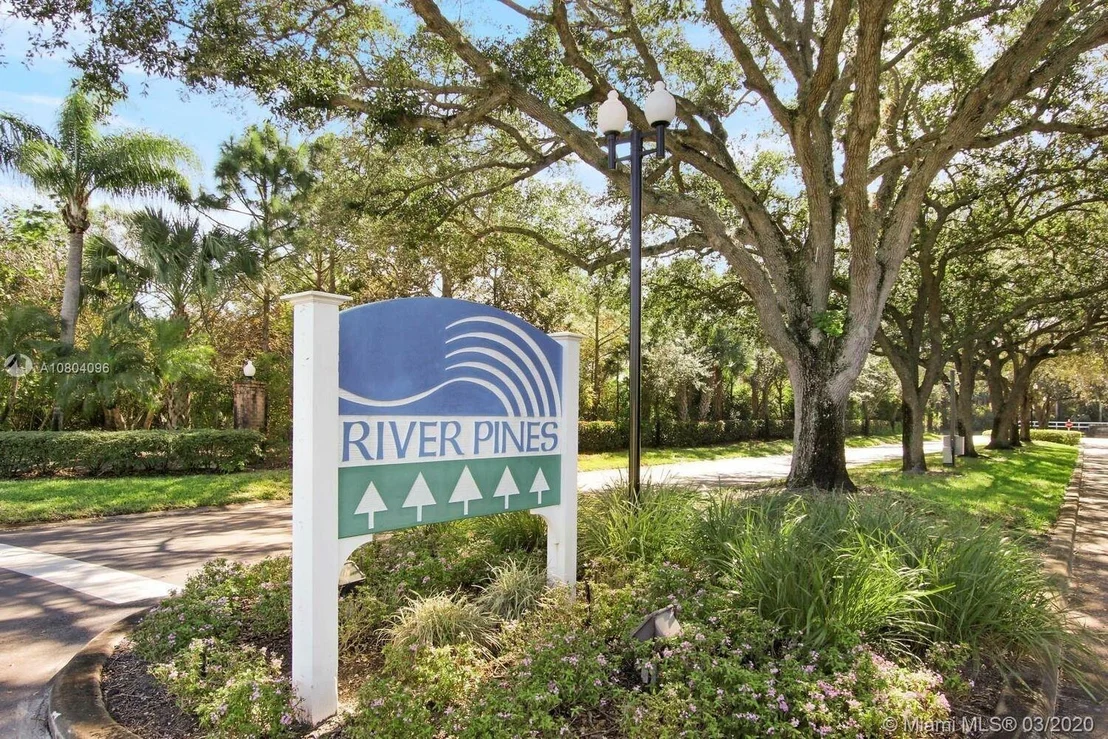 Photo of Unit 435 at 5895 SE Riverboat Drive