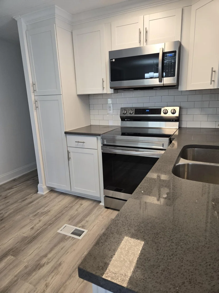 Photo of 2911 SE 18th Court