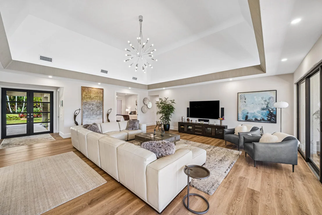 Photo of 5221 Estates Drive