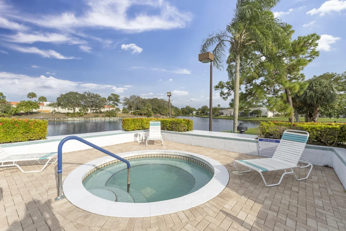 Photo of 2705 Pointe Circle