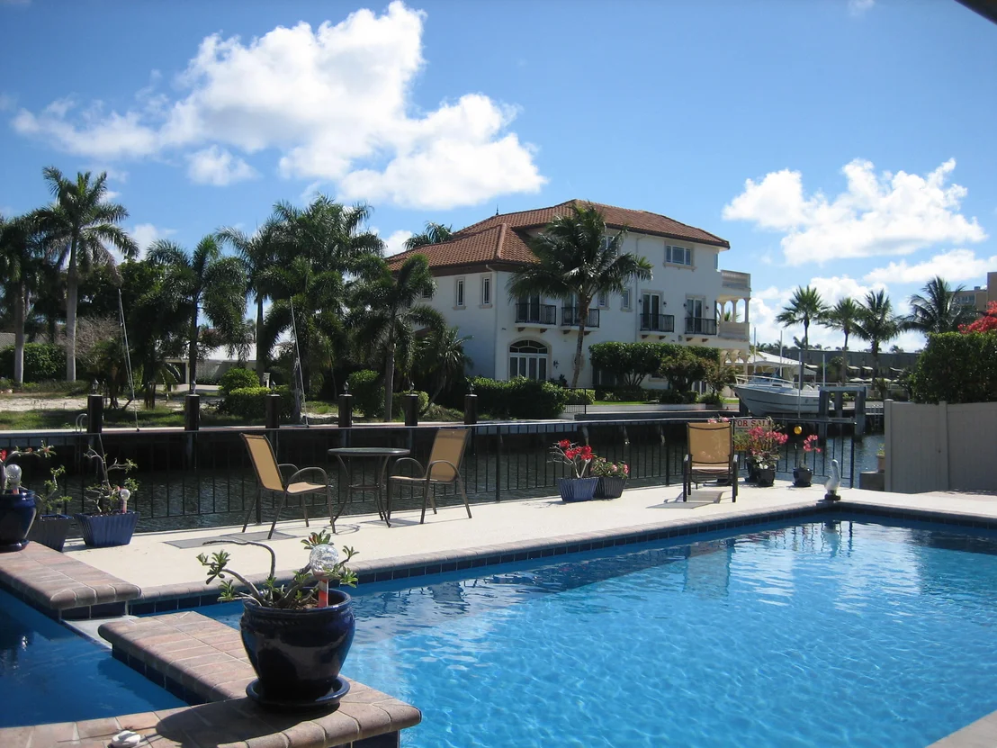 Photo of 963 Allamanda Drive