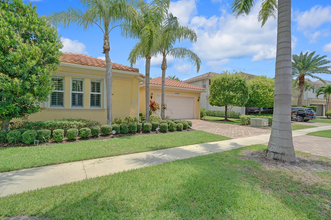 Photo of 2554 Cooper Way
