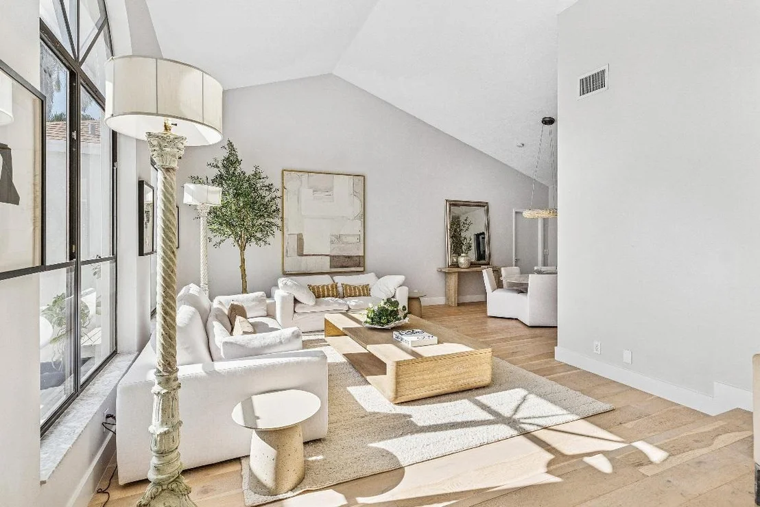 Photo of 48 Harbour Drive N