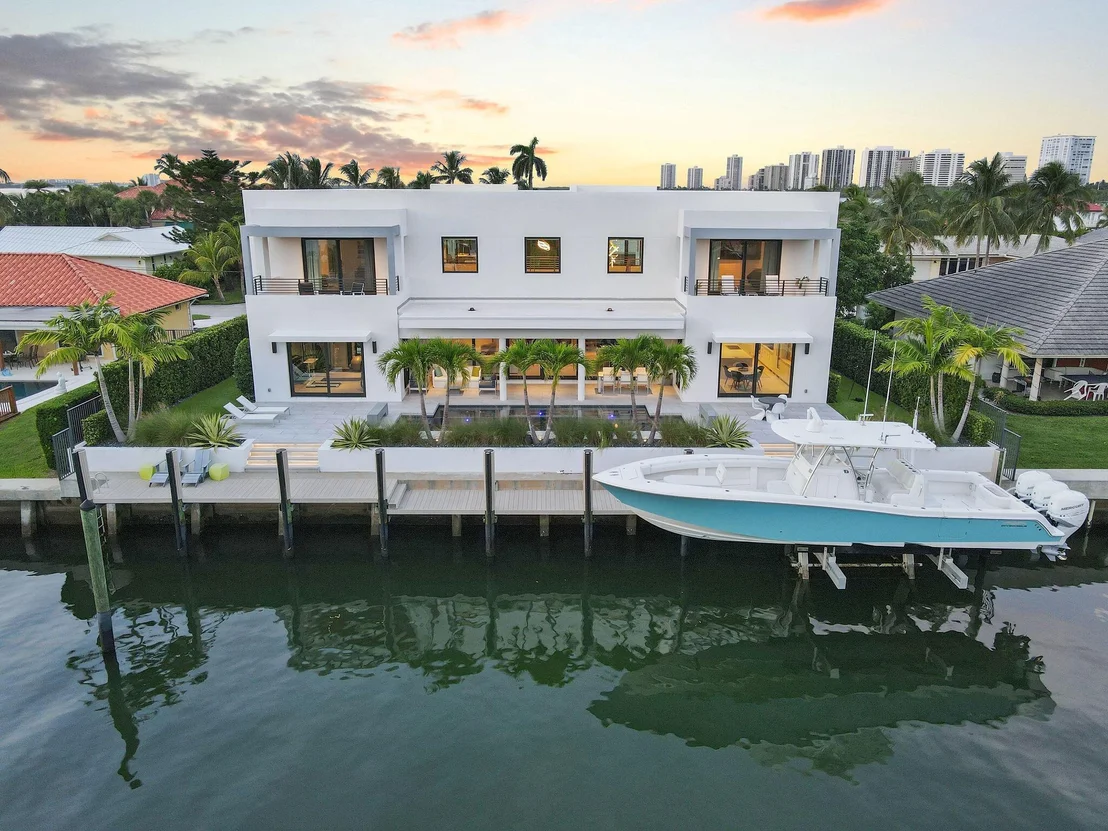 Photo of 1091 Gulfstream Way