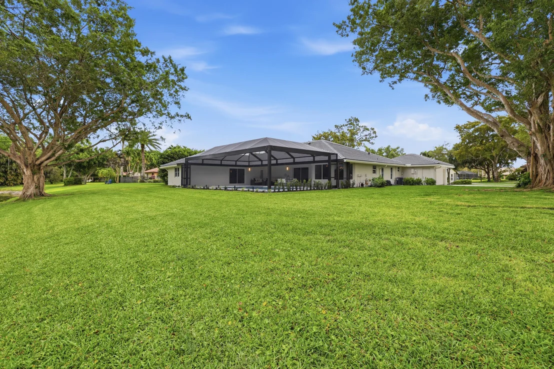 Photo of 7411 Dover Lane