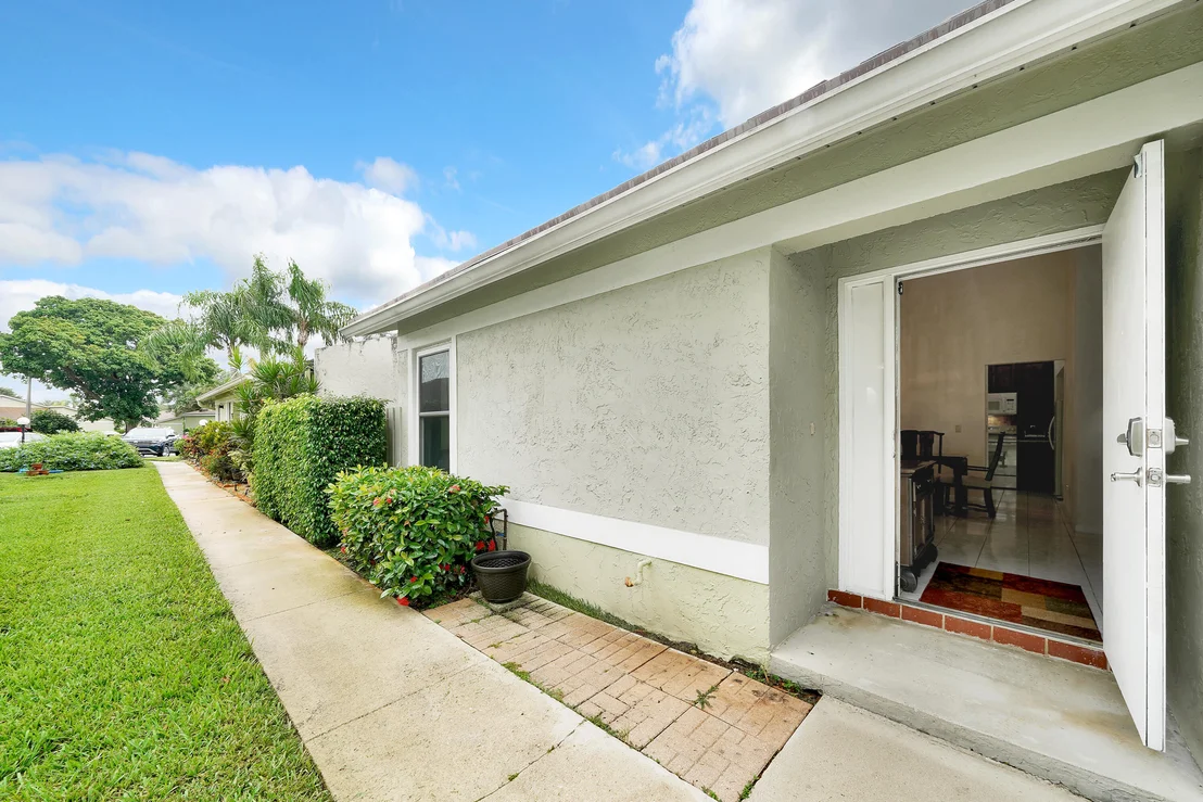 Photo of 4367 Willow Brook Circle