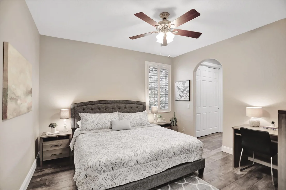 Photo of 920 Tradewinds Bend