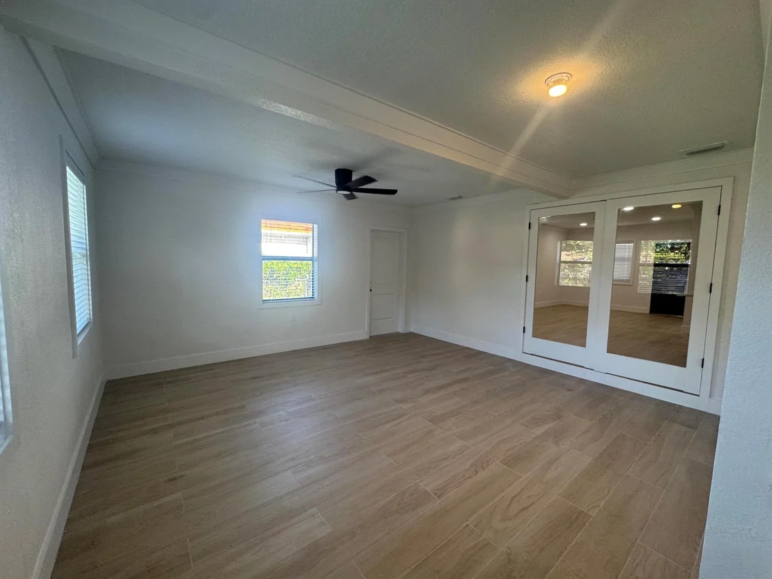 Photo of 3015 Robert Road