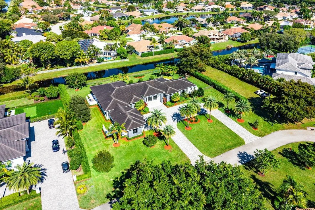 Photo of 6773 Boniello Drive