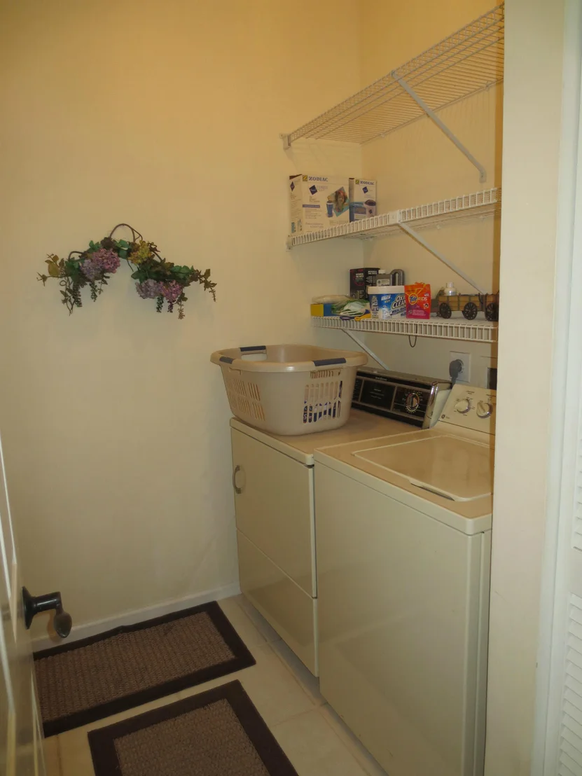 Photo of 986 Cherry Lane