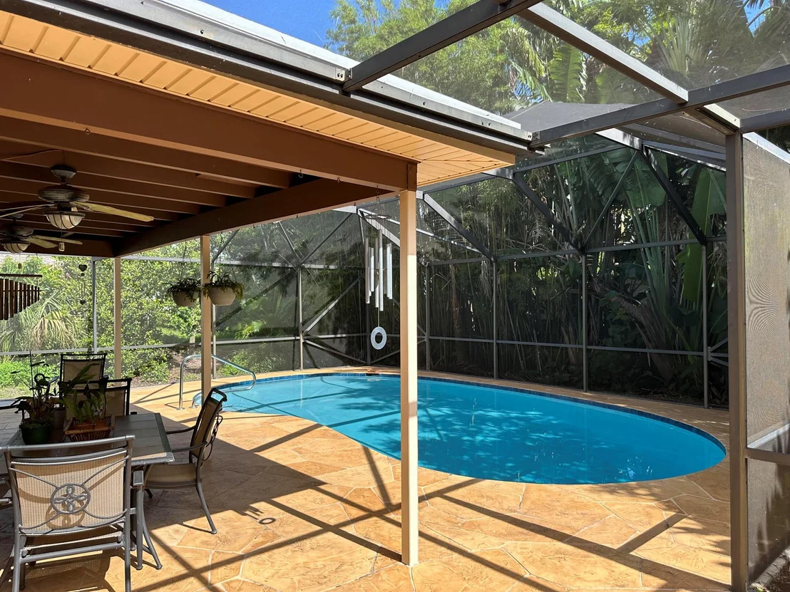 Photo of 44 W Cypress Road