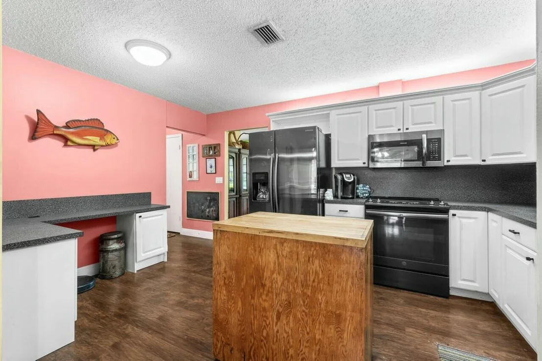 Photo of 3556 Pinehurst Drive