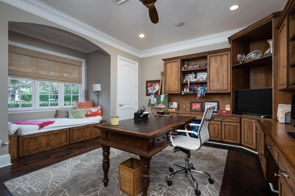Photo of 535 White Pelican Circle