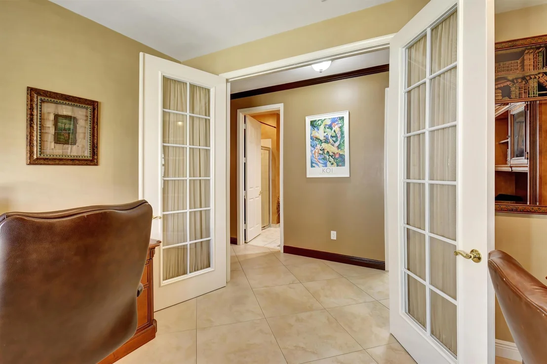 Photo of 9218 Isles Cay Drive