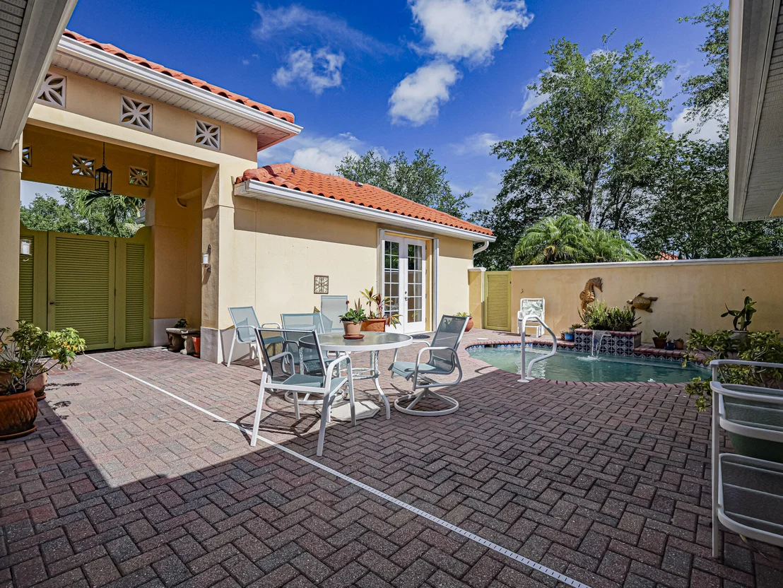 Photo of 5837 Pine Ridge Circle