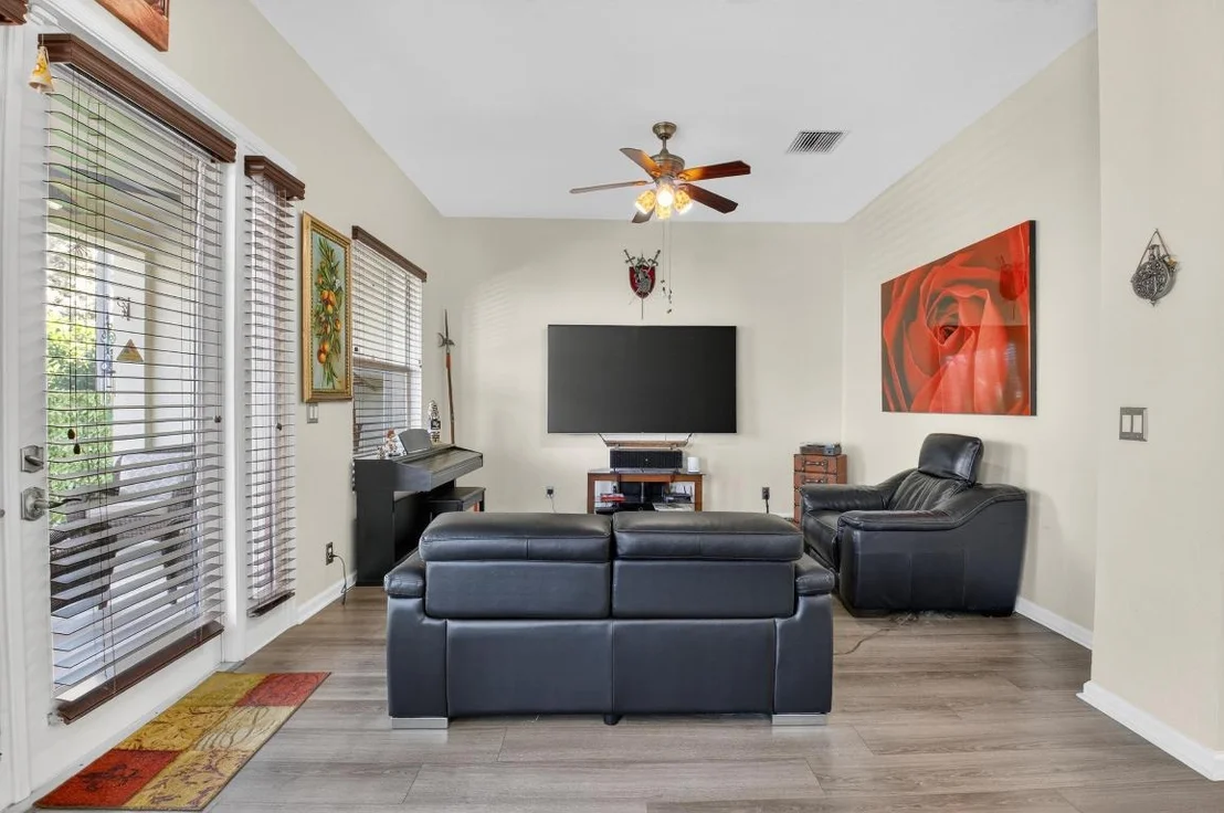 Photo of 4325 Key Lime Boulevard