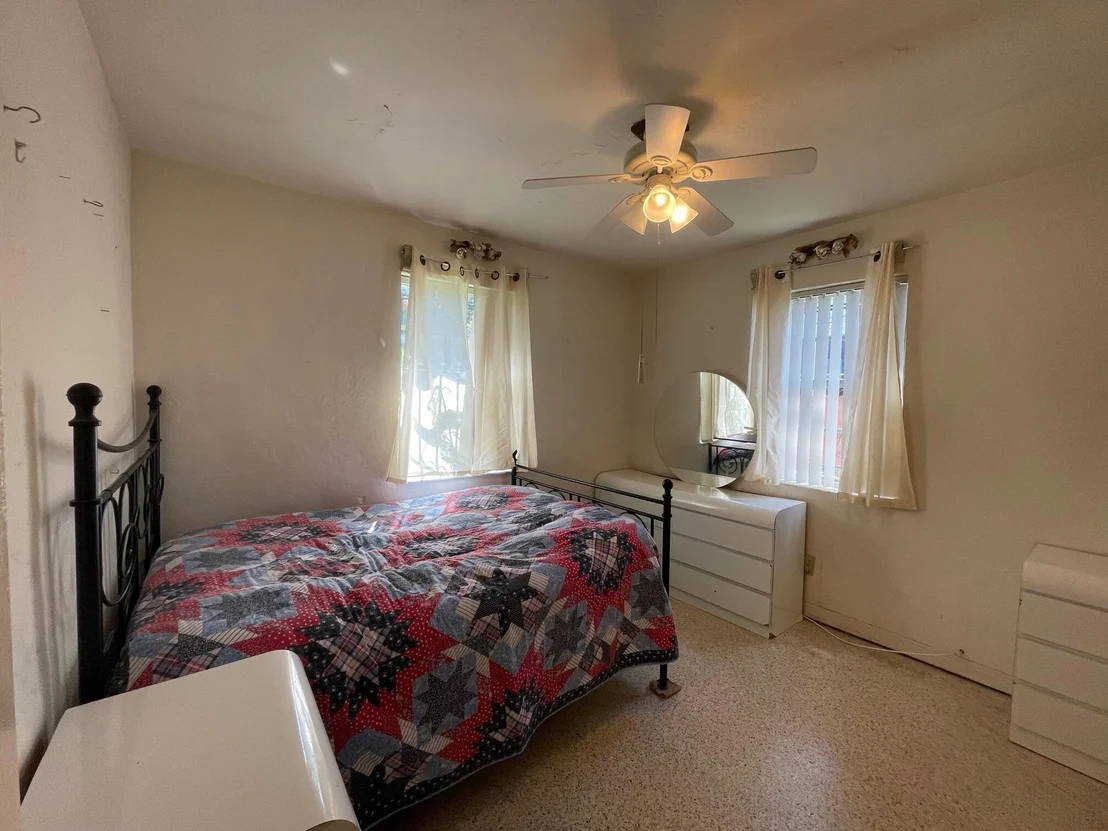 Photo of 3365 W 13th Avenue