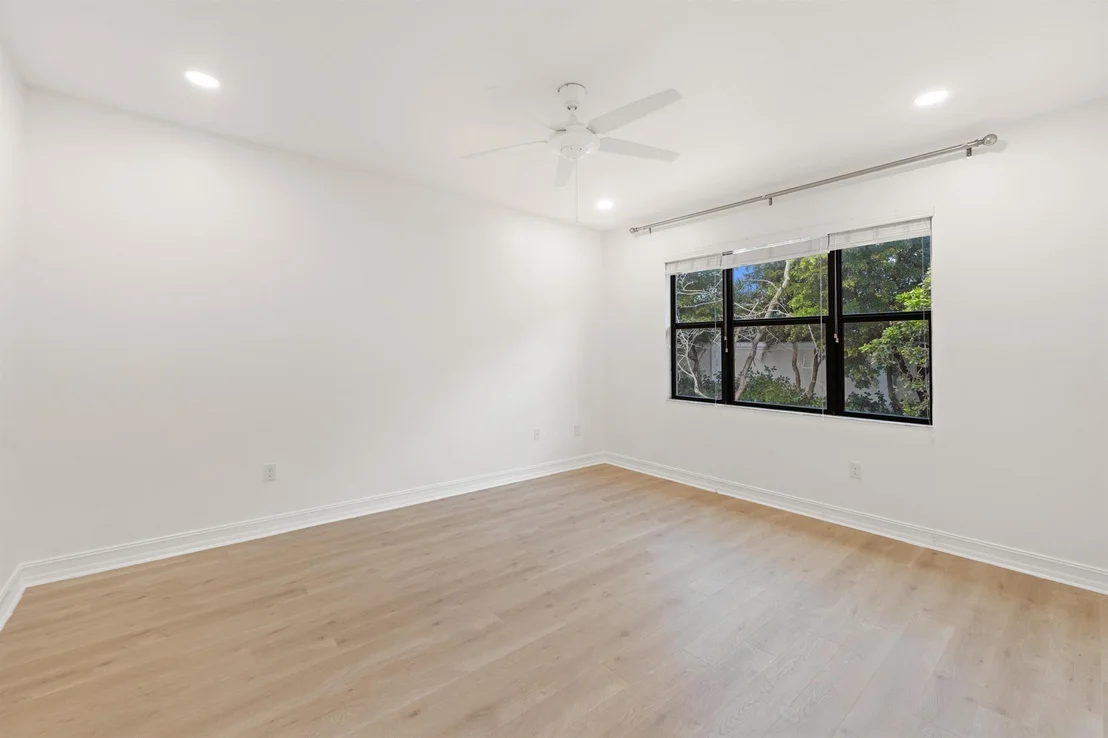 Photo of 13739 Moss Agate Avenue