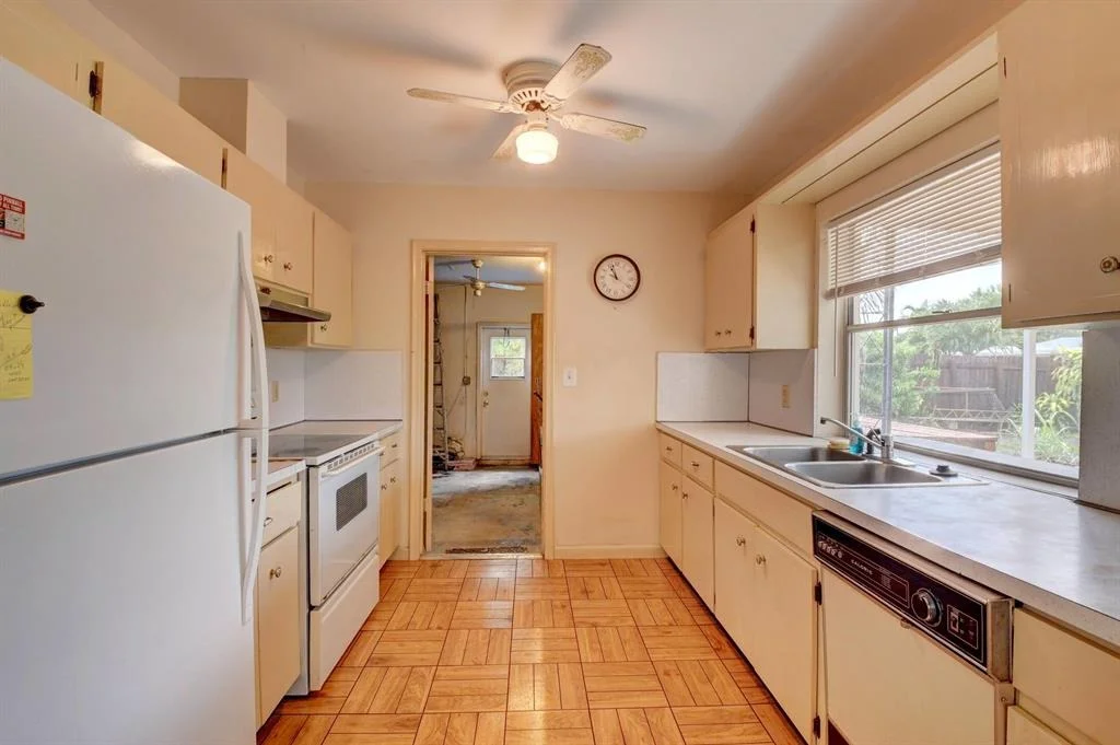Photo of 1036 Coral Drive