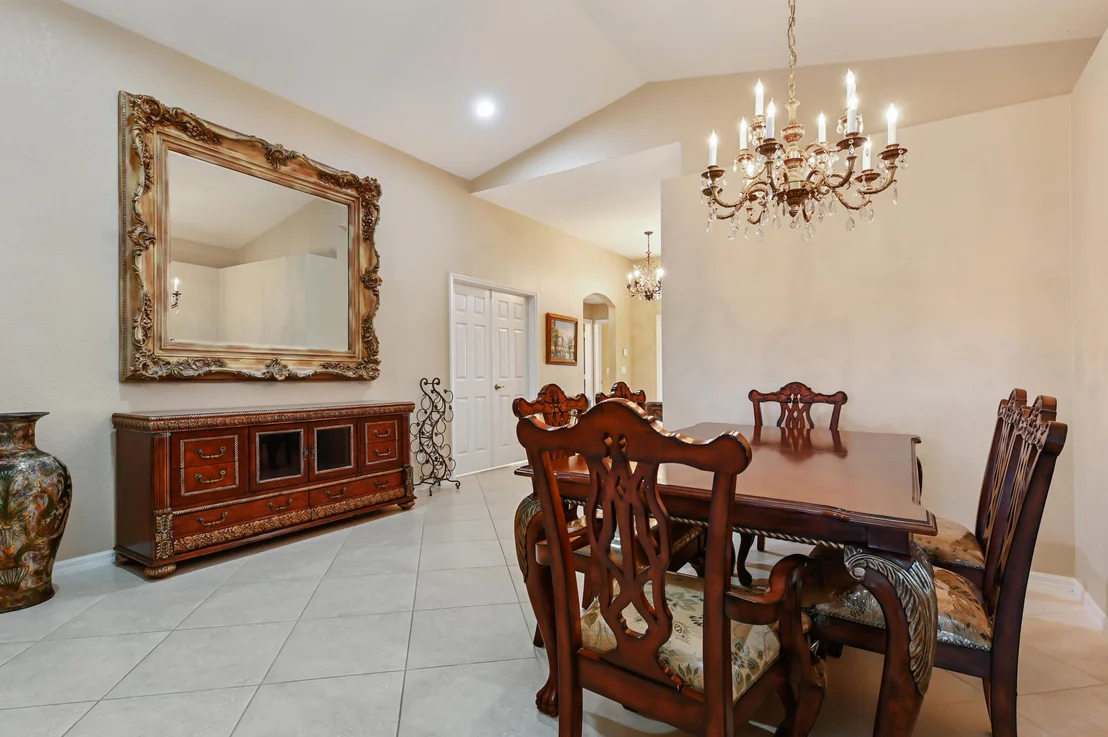 Photo of 12075 Roma Road