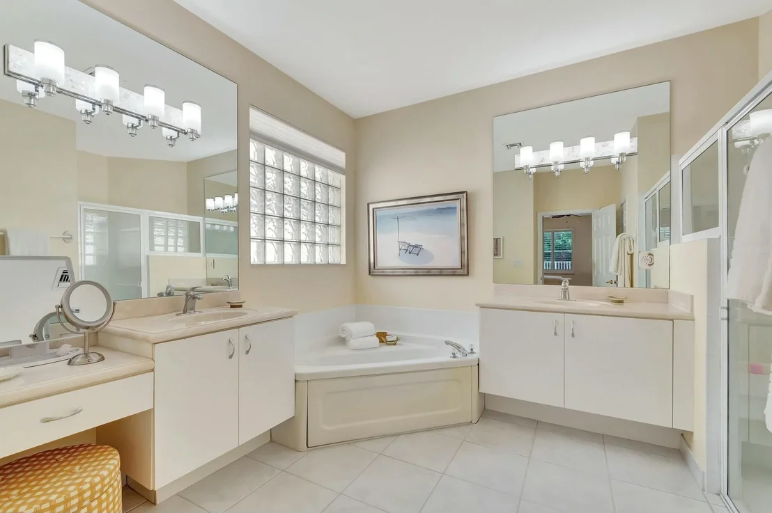 Photo of 104 Palm Circle