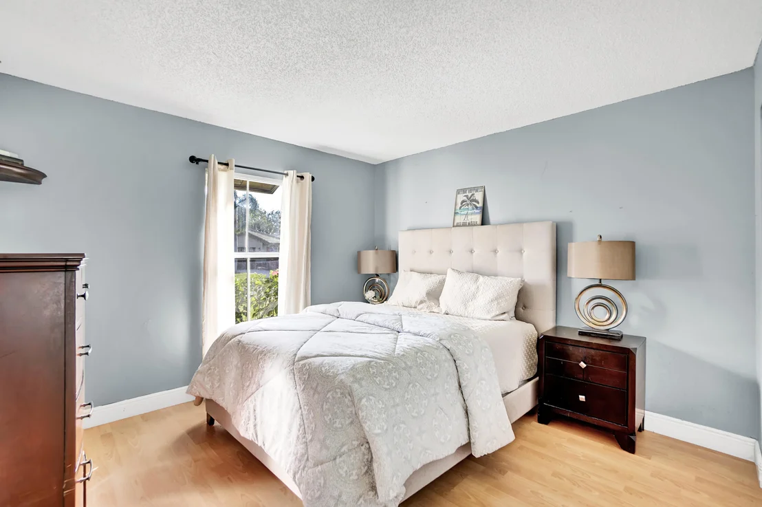 Photo of 7880 Manor Forest Lane