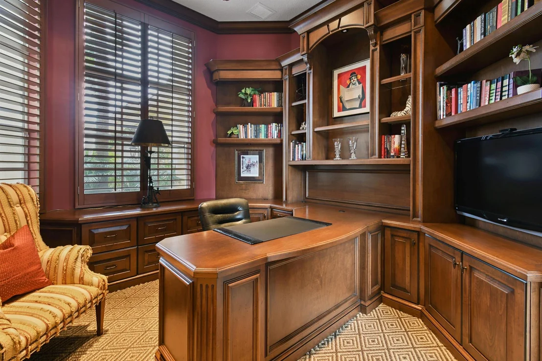 Photo of 615 Hermitage Circle