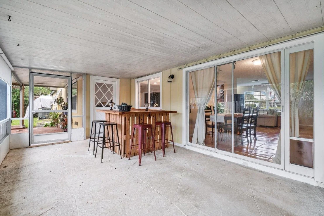 Photo of 9220 Lantern Drive