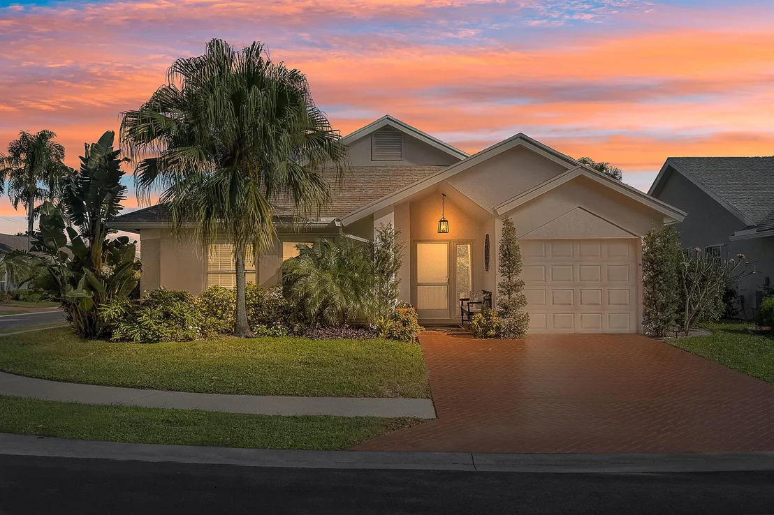Photo of 227 Moccasin Trail