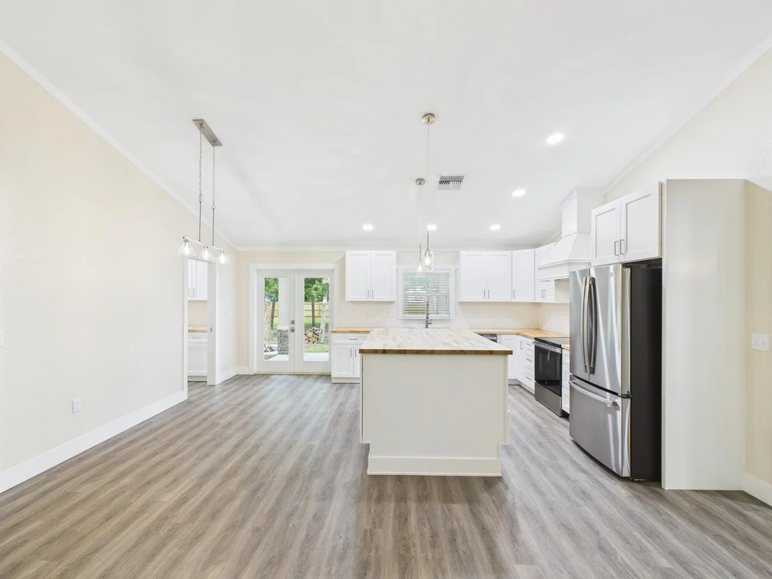 Photo of 7286 NE 4th Street