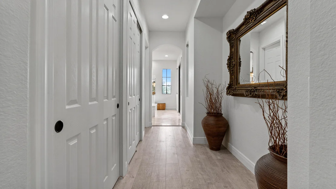 Photo of 9521 Eden Manor