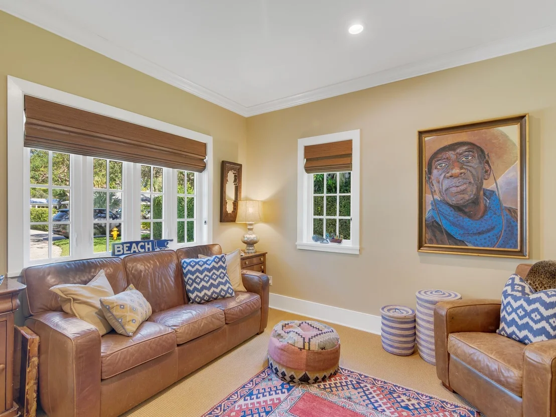 Photo of 746 Iris Lane