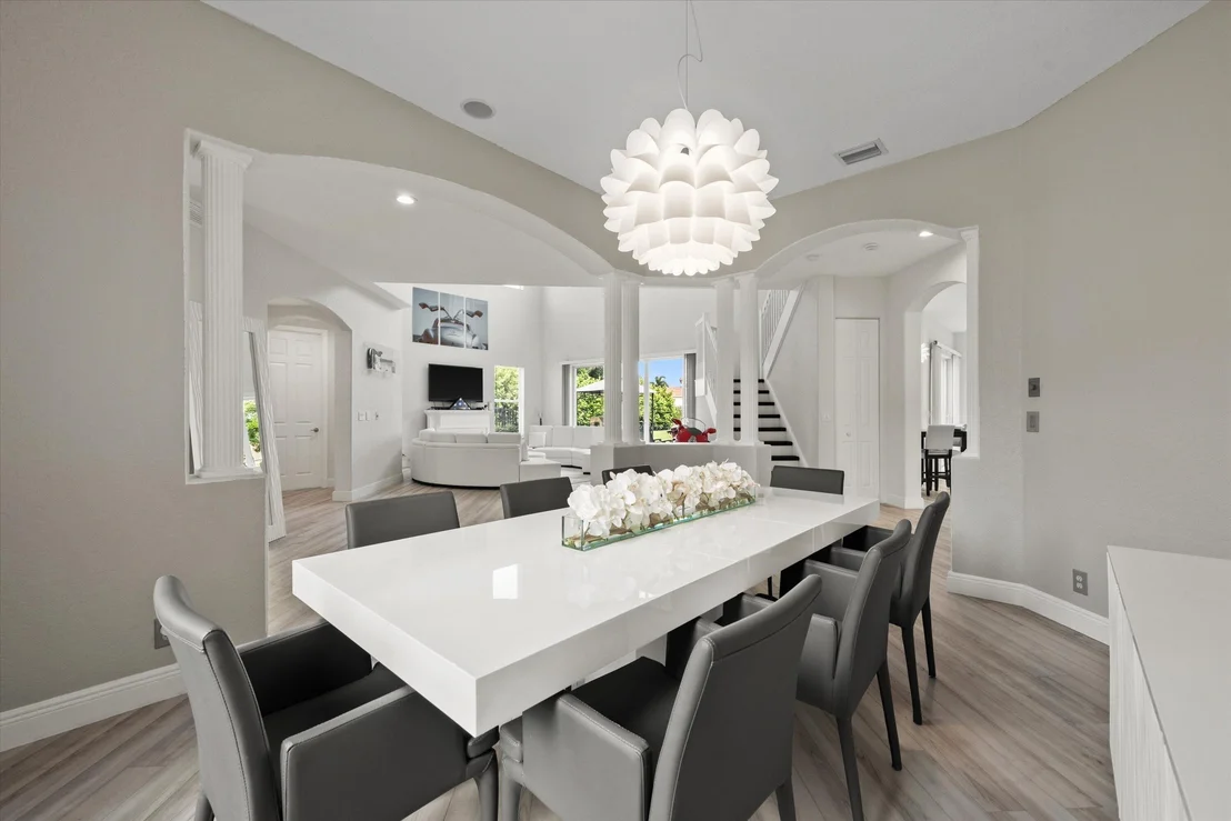 Photo of 1215 Creekside Drive