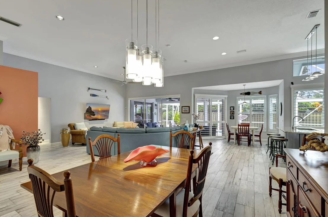 Photo of 271 Eagleton Estates Boulevard
