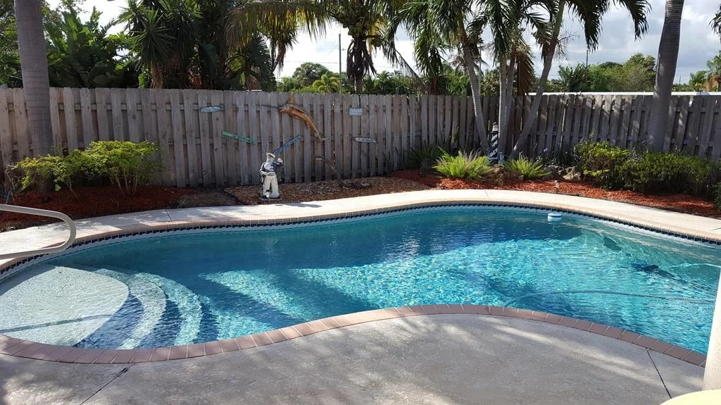 Photo of 1505 Hillcrest Drive