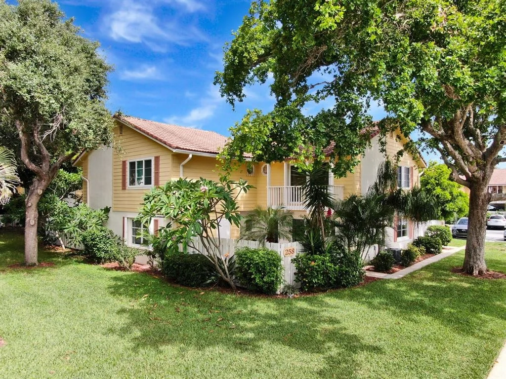 Photo of 258 Seabreeze Circle